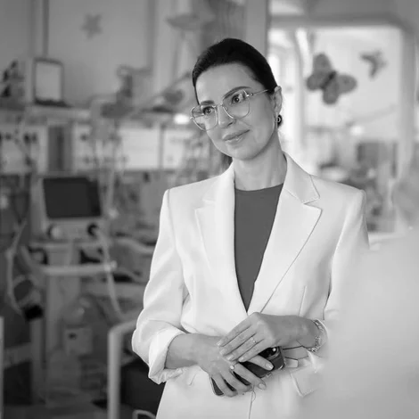 Народный депутат Оксана Дмитриева: «Каждый специалист, который хочет работать в сфере психического здоровья, будет подтверждать свою компетентность»