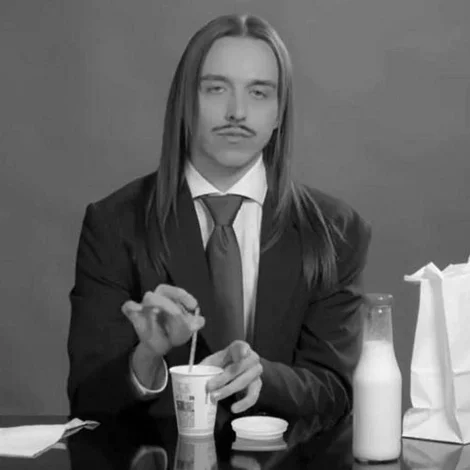 Espresso, Трамп и симулякр: культурный ребус Томми Кэша